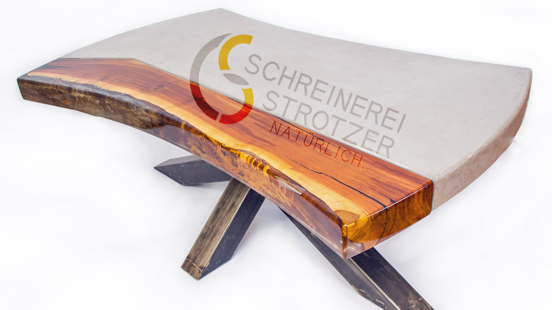 Schreinerei-Strotzer-Beton-Holz-Epoxytisch-Zwetschge-Baumkannte-Massivholz-Beton-gespachtelt