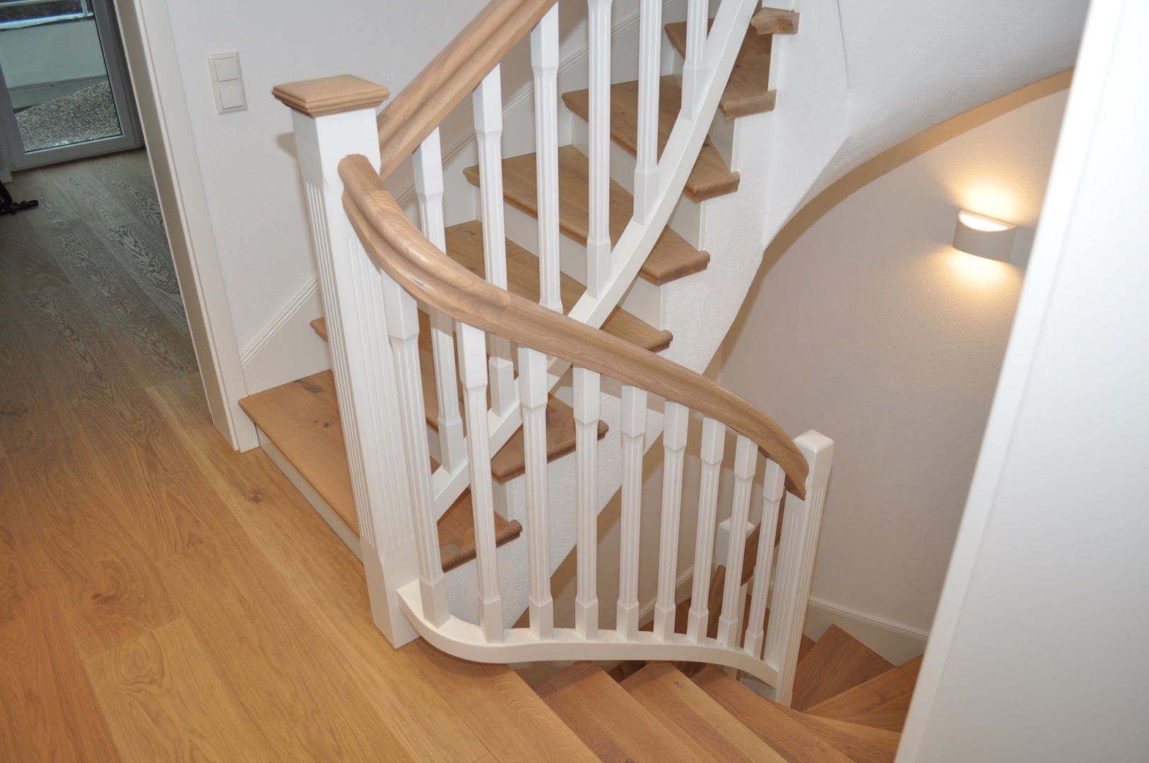 Schreinerei Strotzer Betonkerntreppe